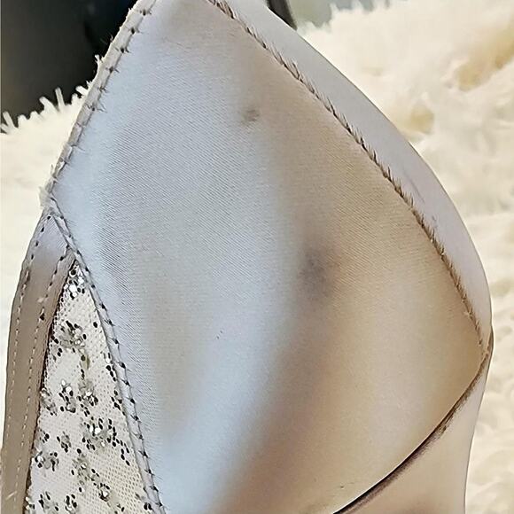 NEW (Retail$198) Badgley Mischka Julissa D'Orsay Champagne Crystal Pumps Size 6 - Picture 5 of 8